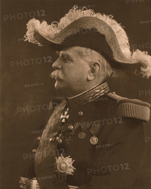 'Le vainqueur de la Marne; Le Marechal Joffre', 1917. Creator: R. Melcy.