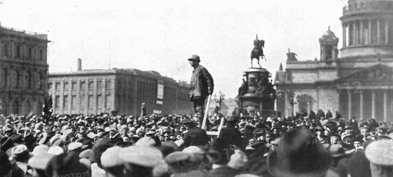 'Les Soubresauts de la Russie; La propagande pacifiste payee par l'Allemagne: le 1st mai 1917. Creator: Bulla.
