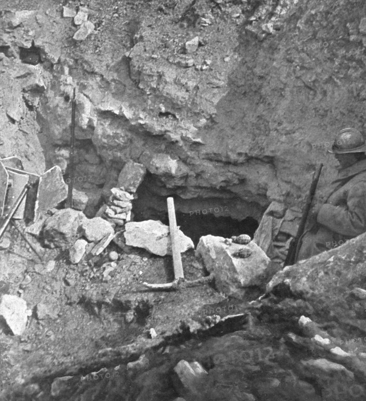 French Attack North of Hurtebise; Southern entrance to the Dragon cave,..., 1917. Creator: Unknown.