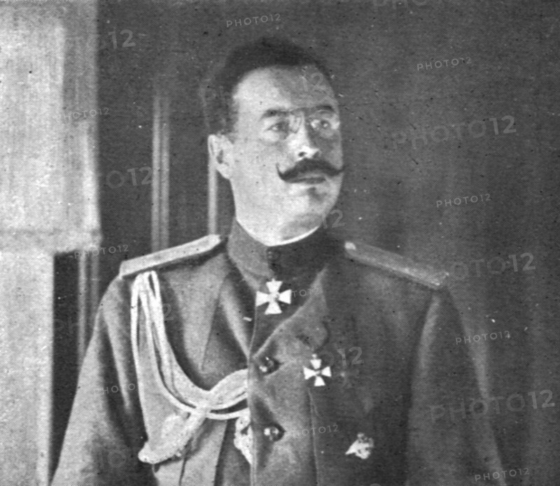 Dissolution of the Eastern Front; General Dukhonin, assassinated..., 1917. Creator: Unknown.