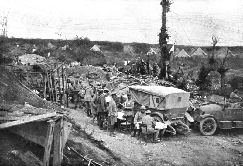 'De l'ailette a la Scarpe; le poste de commandement d'un corps d'armee devant Roye', 1918. Creator: Unknown.