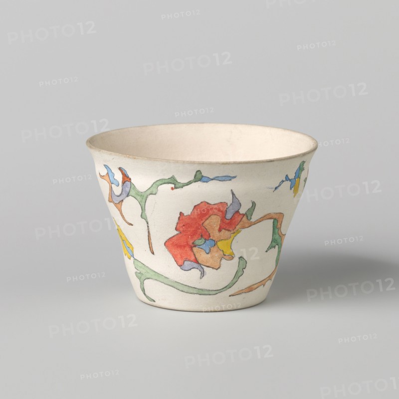 Cup without handle, polychrome painted with watercolour, c.1920-c.1922. Creator: Plateelbakkerij Zuid-Holland.