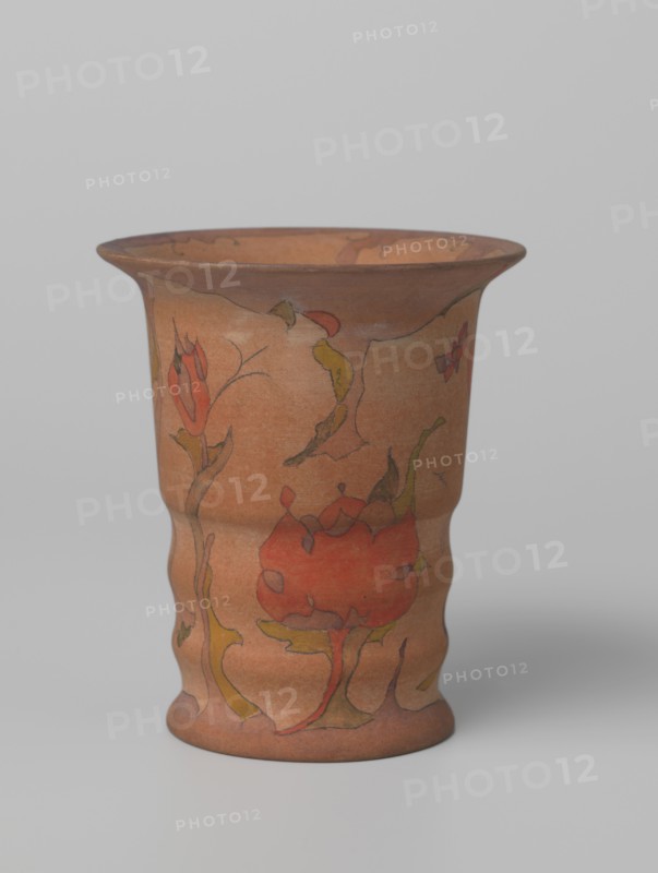 Vase polychrome painted with watercolour on light brown stock, c.1920-c.1922. Creator: Plateelbakkerij Zuid-Holland.