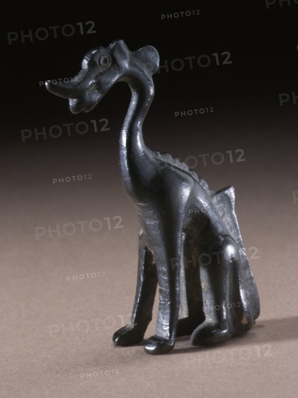 Miniature Seated Dragon, between 618 and 906. Creator: Unknown.