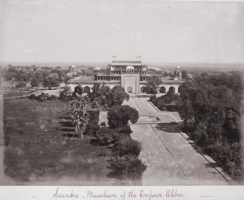 Secundra, Mausoleum of the Emperor Akbar, Late 1860s. Creator: Samuel Bourne.