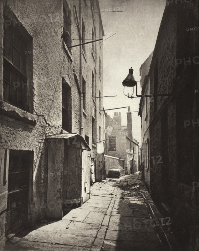 Saltmarket From Bridgegate (#33), Printed 1900. Creator: Thomas Annan.
