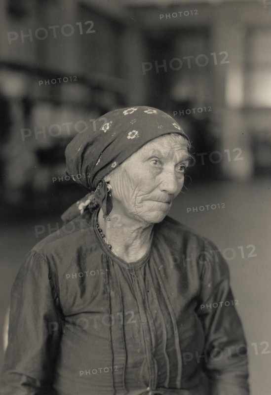 Italian at Ellis Island. Creator: Lewis Wickes Hine.