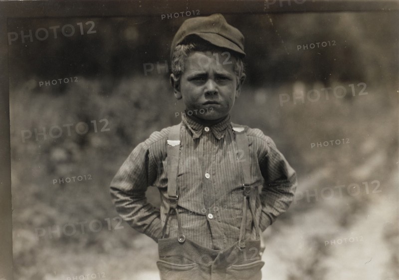 Rural Field Worker, New England, 1915. Creator: Lewis Wickes Hine.