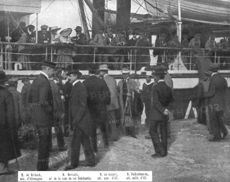 'Les evenements d'orient; le 22 novembre 1916, les representants de puissances ennemies en Grece, qu Creator: Unknown.