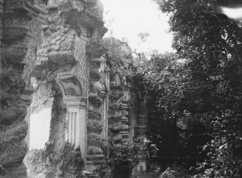 Travel views of Cuba and Guatemala, between 1899 and 1926. Creator: Arnold Genthe.