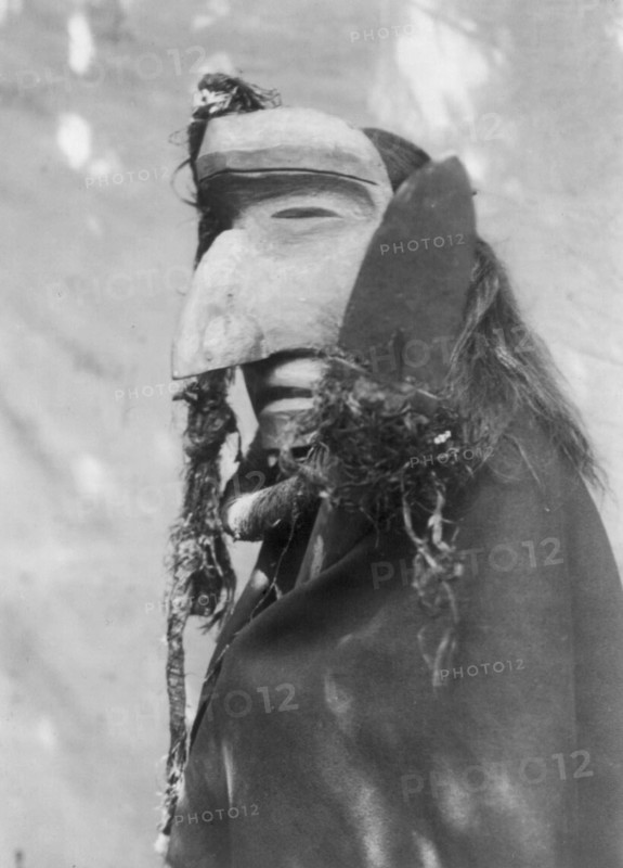 Nuhlimahla-Qagyuhl, c1914. Creator: Edward Sheriff Curtis.