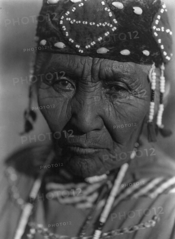 Wife of Modoc Henry [A]-Klamath, c1923. Creator: Edward Sheriff Curtis.