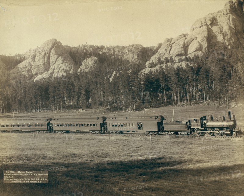 Harney Range Horseshoe Curve on the B[urlington] and M[issouri River] Ry near Custer City, SD, 1891. Creator: John C. H. Grabill.