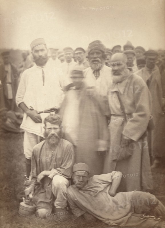 Types from a party of convicts on the road, near Tomsk, between 1885 and 1886. Creator: Unknown.