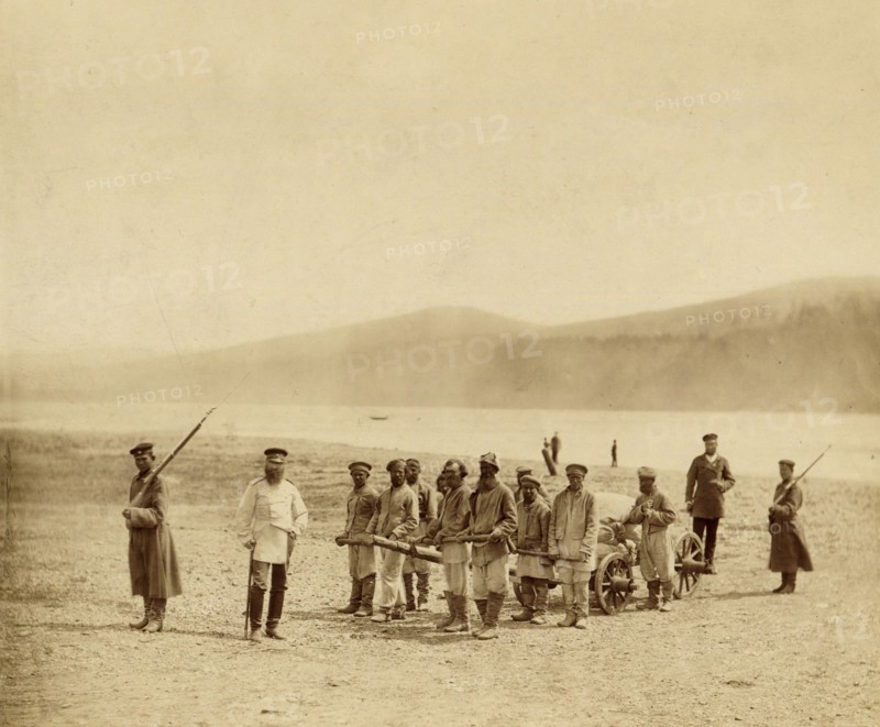 Transporting Cargo from Barges to Prison Storage Facilities, 1891. Creator: Aleksei Kuznetsov.