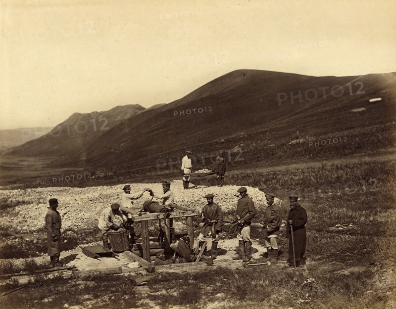 Lowering Hard Labor Convicts down a Shaft of the Savinsk Mine, Gornyi Zerentui..., 1891. Creator: Aleksei Kuznetsov.