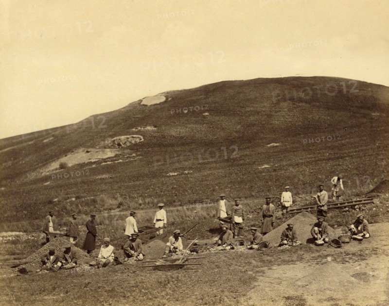 Hard Labor Convicts Sorting Ore at the Savinsk Mine, Zerentui Section of the Nerchinsk..., 1891. Creator: Aleksei Kuznetsov.