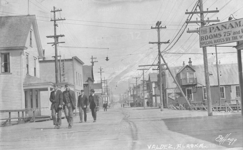 Street scene, between c1906 and c1915. Creator: Unknown.