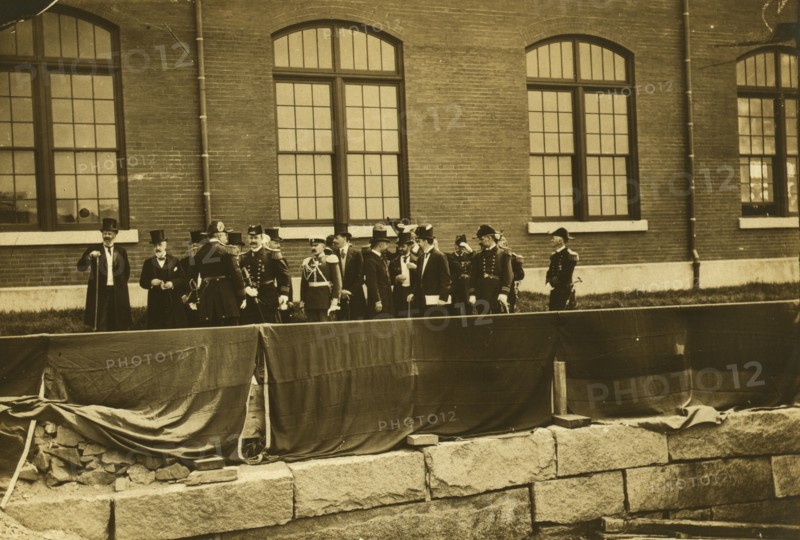 Russian peace commission arrives at Portsmouth, 1905. Creator: Unknown.