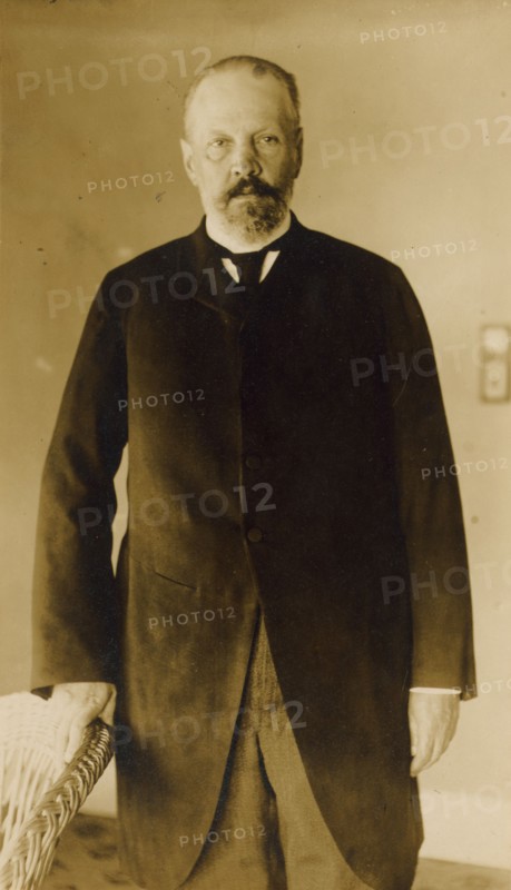 Serge Witte in his room at the Wentworth Hotel, Portsmouth, 1905. Creator: Unknown.