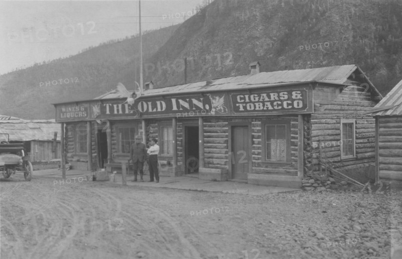 The Old Inn, between c1900 and 1916. Creator: Unknown.