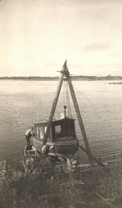 Repair of the boat "Mana" on the banks of the Zeya River, 1909. Creator: Vladimir Ivanovich Fedorov.