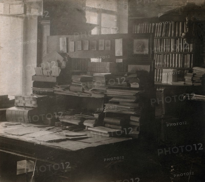 L.N. Tolstoi's study, in Iasnaia Poliana, 1908. Creator: Sergey Mikhaylovich Prokudin-Gorsky.