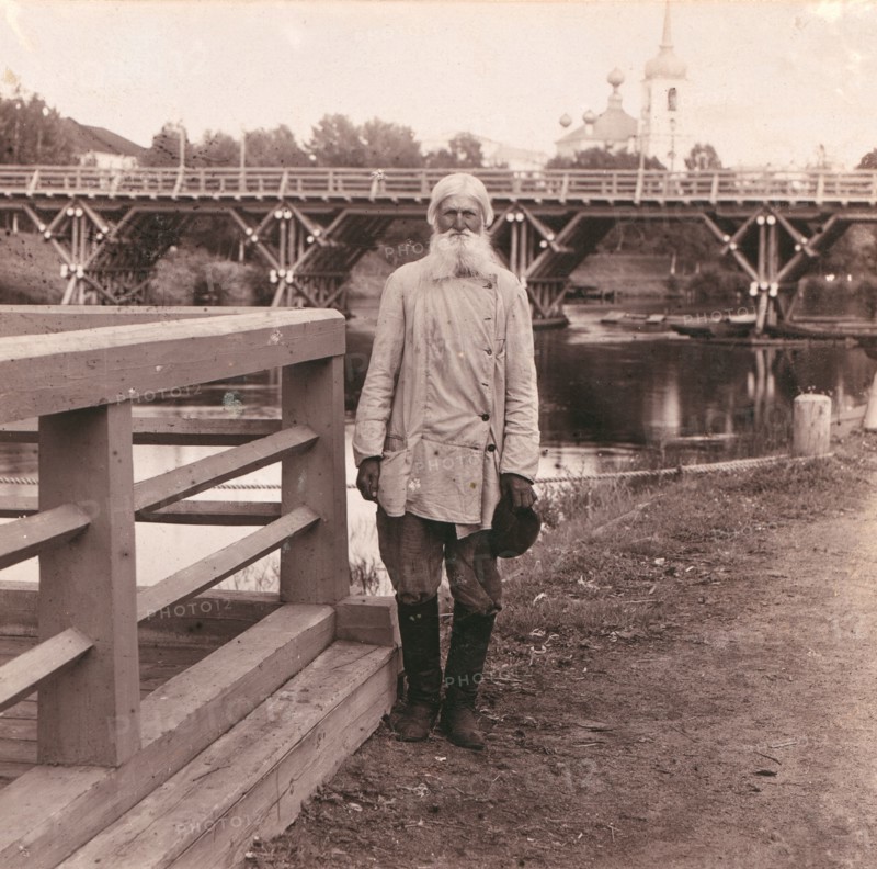 Type of Olonetsk man in Vytegra [Russian Empire], 1909. Creator: Sergey Mikhaylovich Prokudin-Gorsky.