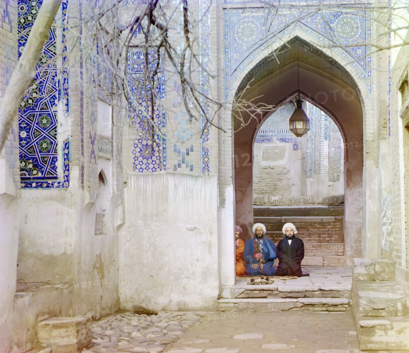 At entrance to upper chartak (canopy) of Shakh-i Zindeh, Samarkand, between 1905 and 1915. Creator: Sergey Mikhaylovich Prokudin-Gorsky.