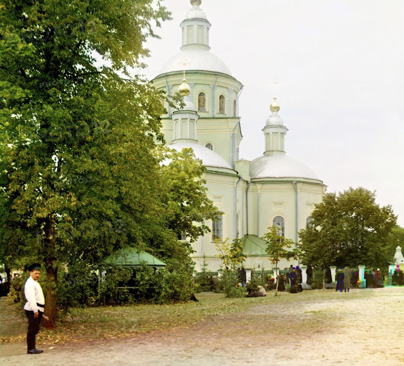 Trinity Cathedral of the Holy Trinity Monastery, Belgorod, between 1905 and 1915. Creator: Sergey Mikhaylovich Prokudin-Gorsky.