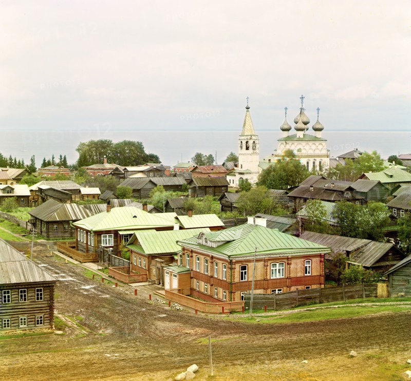 General view of the city of Belozersk from the fortress wall [Russian Empire], 1909. Creator: Sergey Mikhaylovich Prokudin-Gorsky.