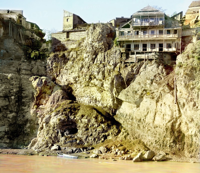 Old house on the cliff on the left bank of Kura River, between 1905 and 1915. Creator: Sergey Mikhaylovich Prokudin-Gorsky.