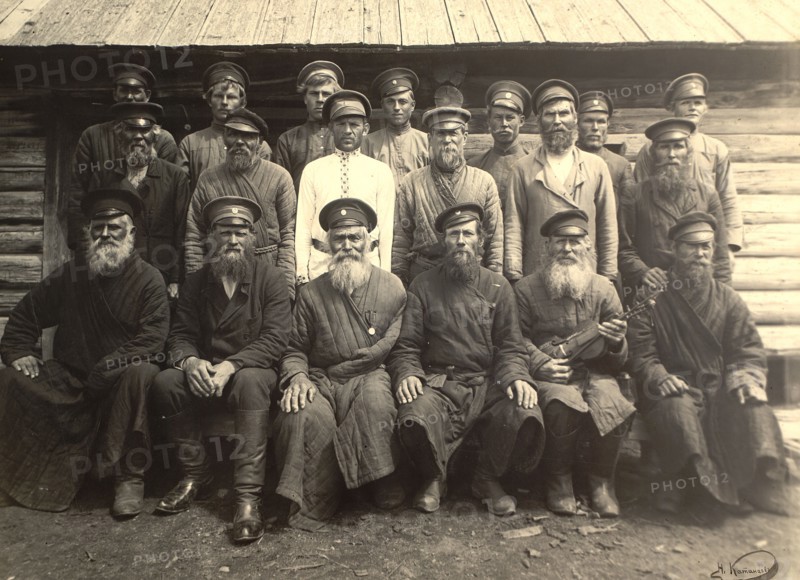 A group of old-timer Cossacks, 1909. Creator: Nikolai Georgievich Katanaev.