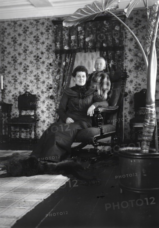 Rustan Bergwall's wife Xenia and son Alexei, Russia, 1902. Creator: Rustan Bergwall.