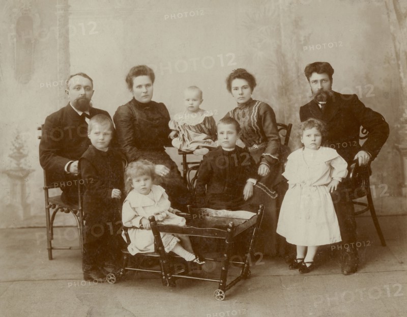 The family of the builder of the Trans-Siberian railway, Usevich, with friends, 1900. Creator: Unknown.