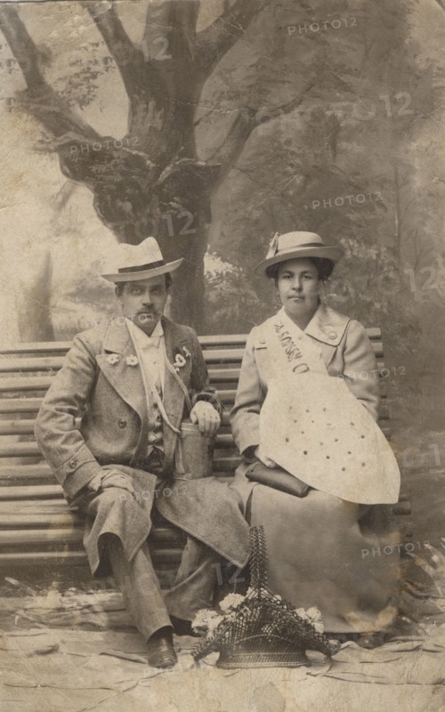 Uvarov and Volkov, collecting donations for the benefit of those wounded in World War I, 1910-1919. Creator: S. E. Gorshkov.