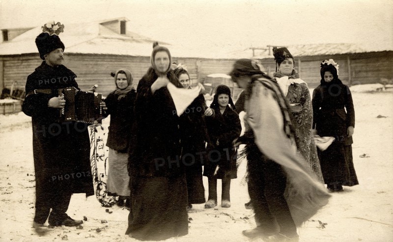 Mummers on the streets of the Znamensky Glass Factory on Christmastide, 1913-1914. Creator: S. Ia. Mamontov.