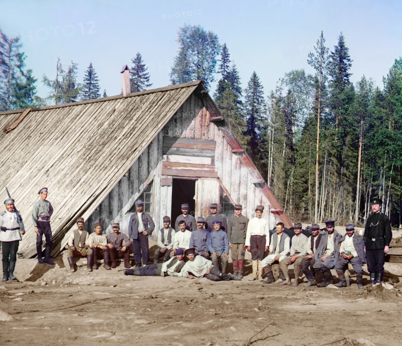 Austrian prisoners of war near a barrack, [near Kiappeselga], 1915. Creator: Sergey Mikhaylovich Prokudin-Gorsky.