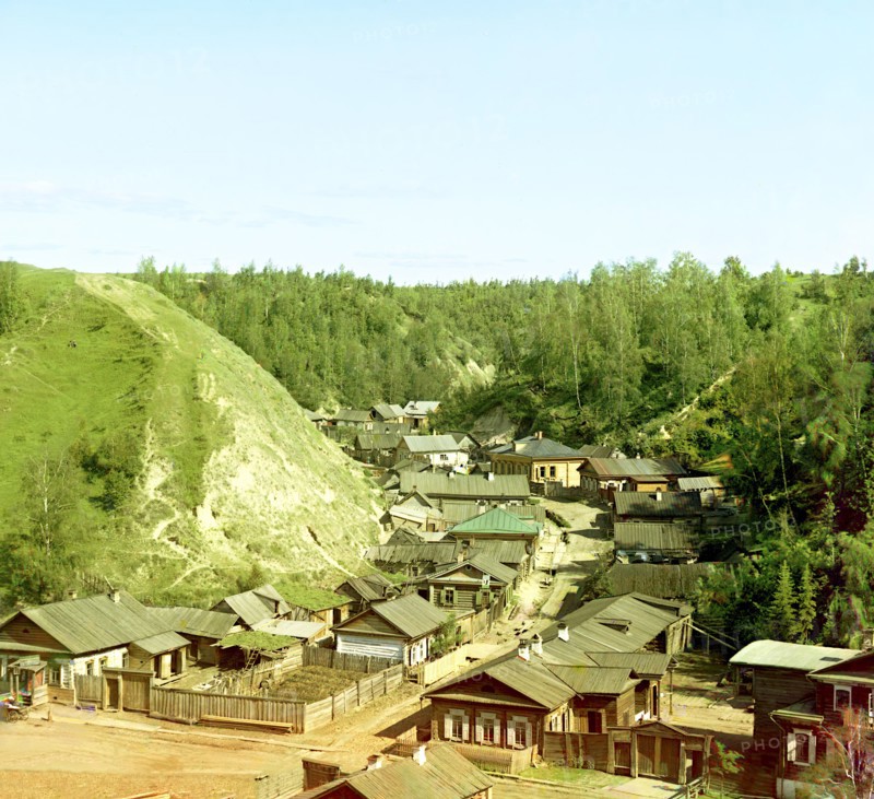 Small town of Vershiny near the city of Tobolsk, 1912. Creator: Sergey Mikhaylovich Prokudin-Gorsky.