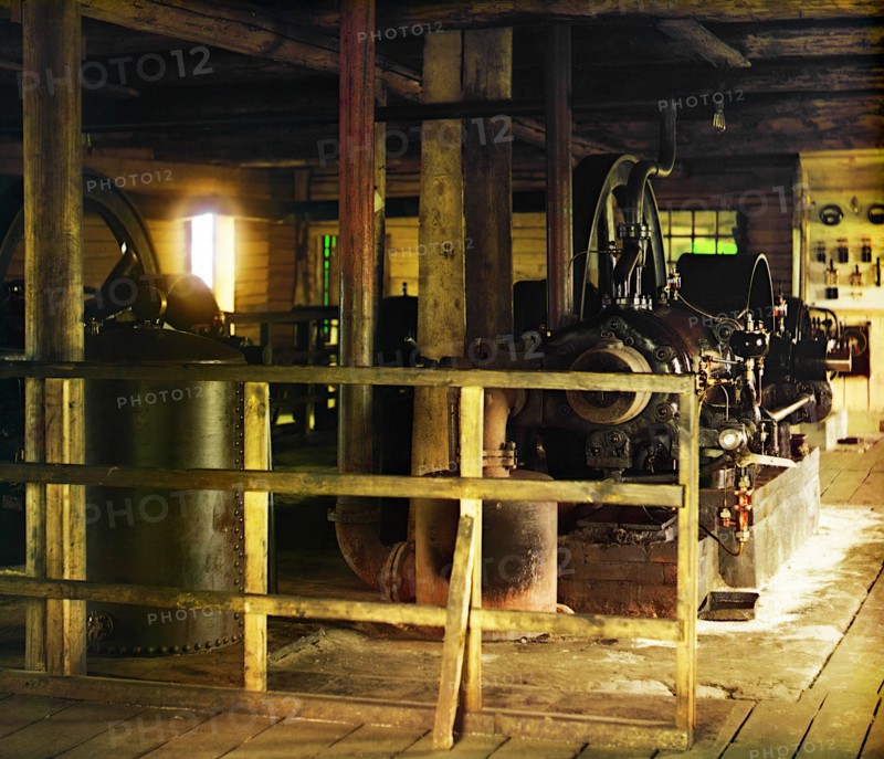 Machine department, Oka River, 1912. Creator: Sergey Mikhaylovich Prokudin-Gorsky.