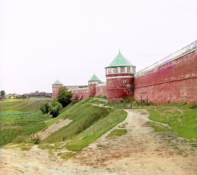 Eastern wall of the Spaso-Yevfimiev Monastery, Suzdal, 1912. Creator: Sergey Mikhaylovich Prokudin-Gorsky.