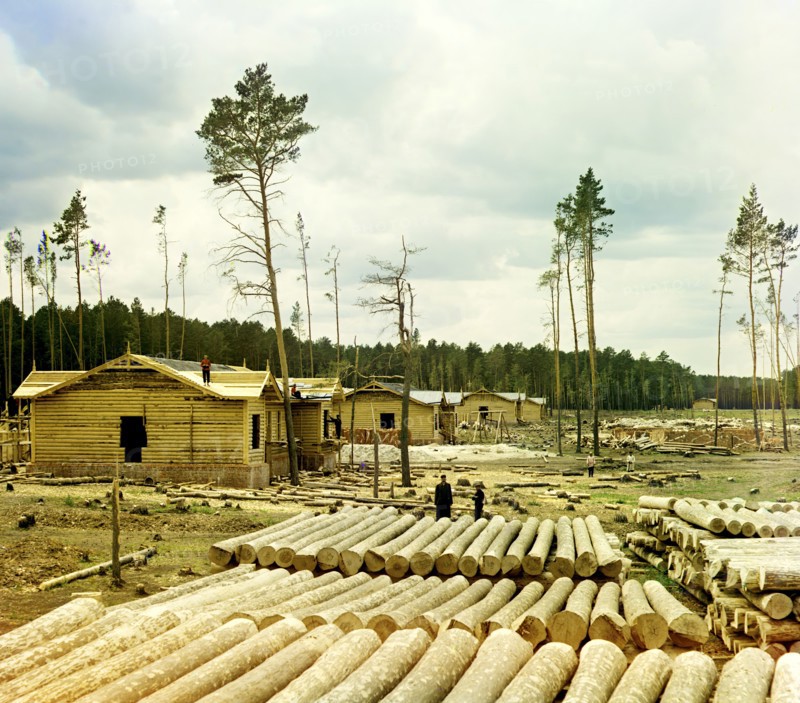 Railroad construction on the Shadrinsk-Sinara railroad near the city of Shadrinsk, 1912. Creator: Sergey Mikhaylovich Prokudin-Gorsky.