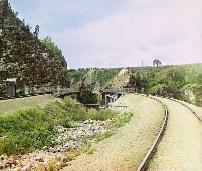 Yuryuzan Bridge with excavation, 1910. Creator: Sergey Mikhaylovich Prokudin-Gorsky.