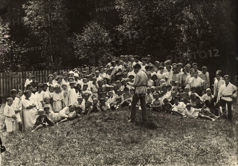 Jewish exemplary children's commune in Malakhovka near Moscow - General meeting..., 1921-1922. Creator: Unknown.