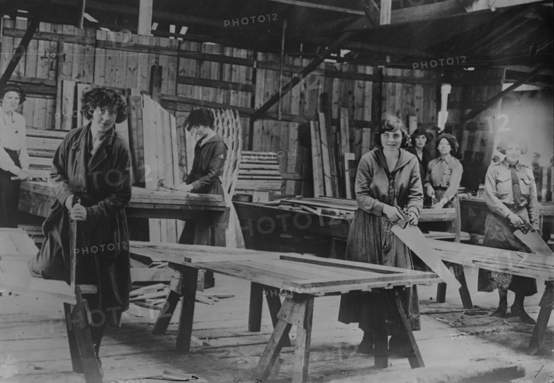 British women carpenters near front, 30 Jun 1917. Creator: Bain News Service.