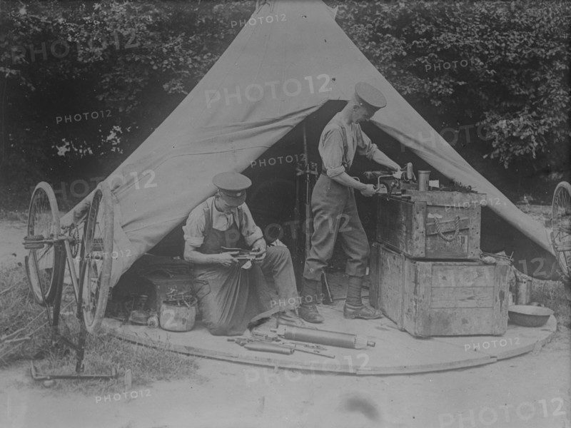 British training - mechanics, between c1915 and 1918. Creator: Bain News Service.