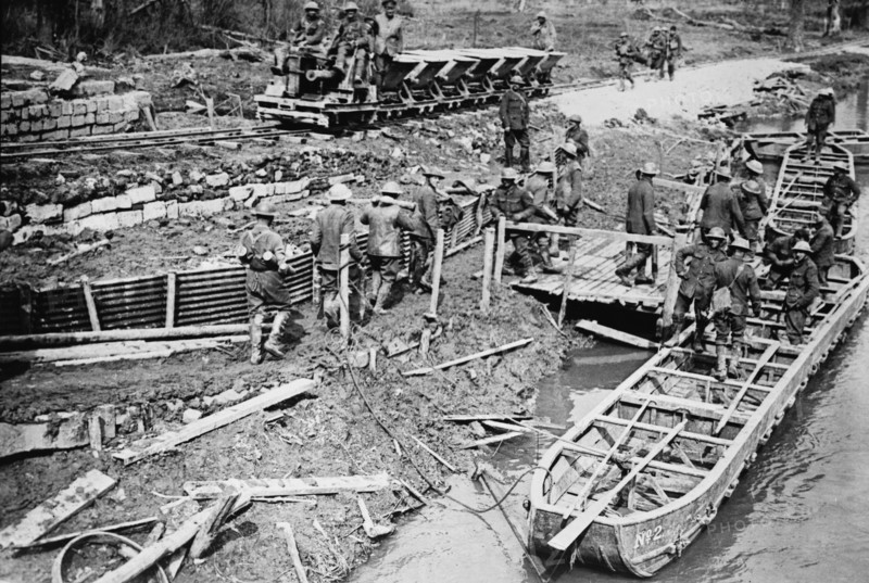British loading pontoon boats with ammunition, 22 Apr 1917. Creator: Bain News Service.
