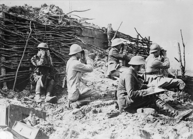 British & French artillery observers, between 1915 and 1918. Creator: Bain News Service.