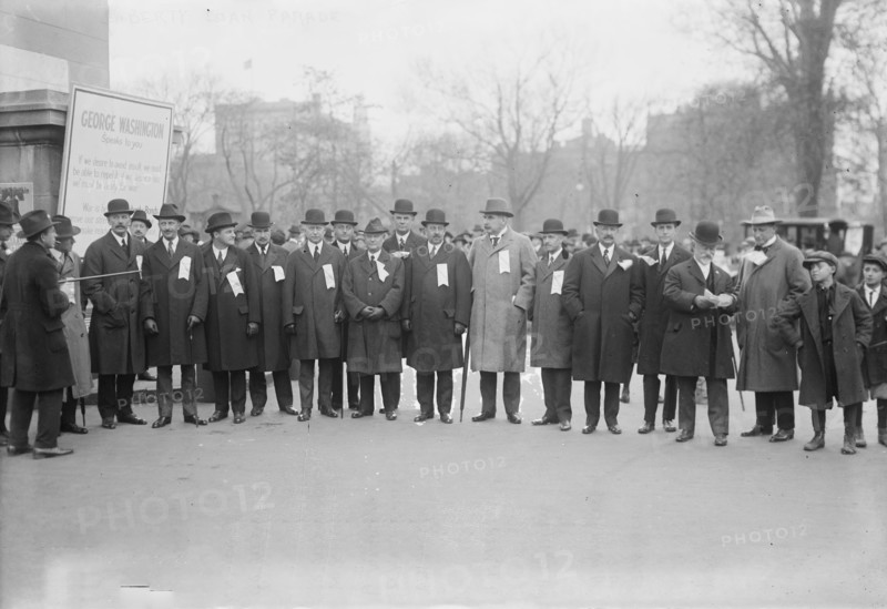 Liberty Loan parade, 25 Oct 1917. Creator: Bain News Service.