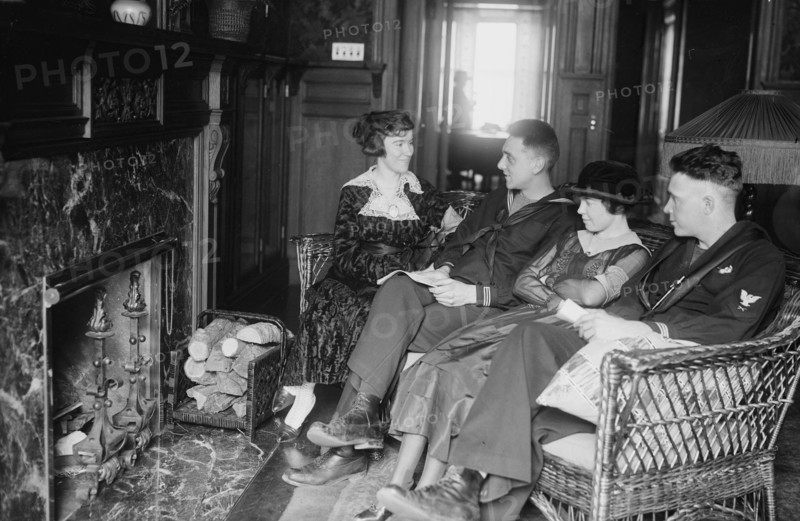 Hostess House YWCA, between c1915 and 1918. Creator: Bain News Service.